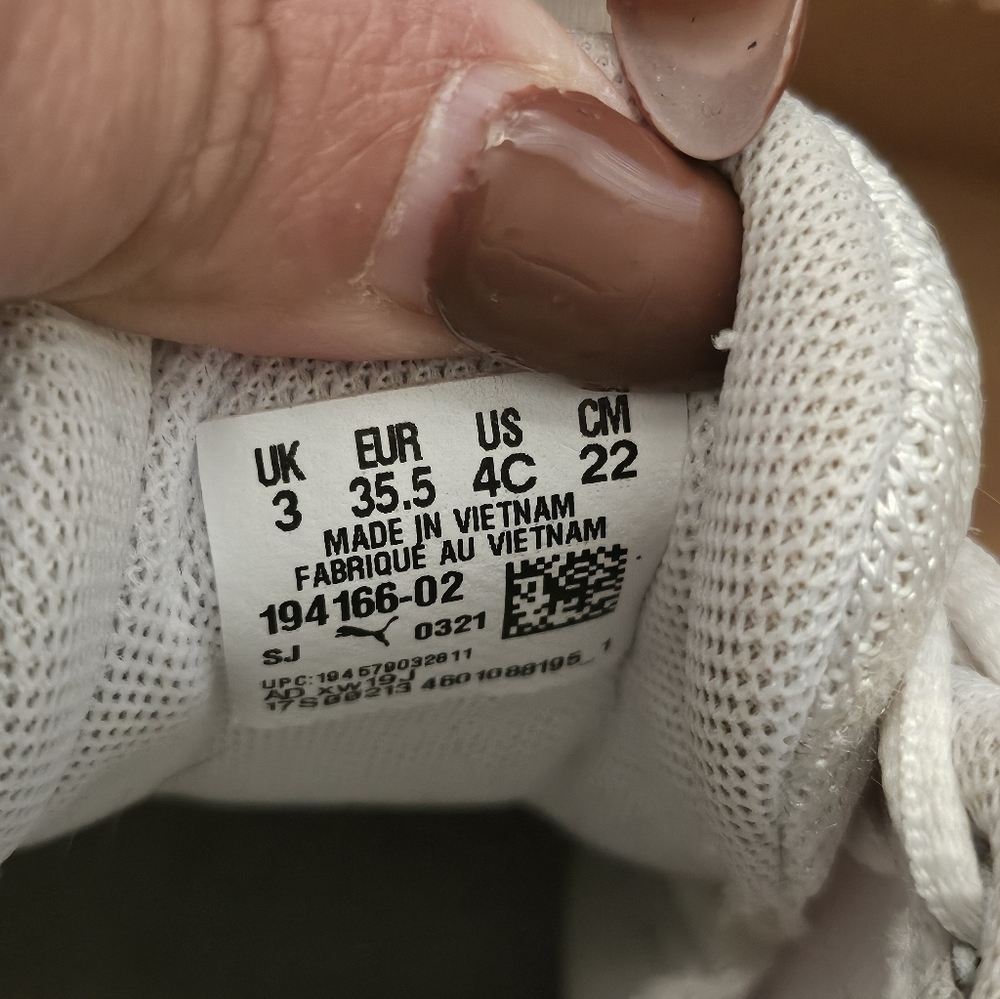 Puma Kids Performance Basketball Multi-Color Athletic Shoes size 4C. - Picture 13 of 13